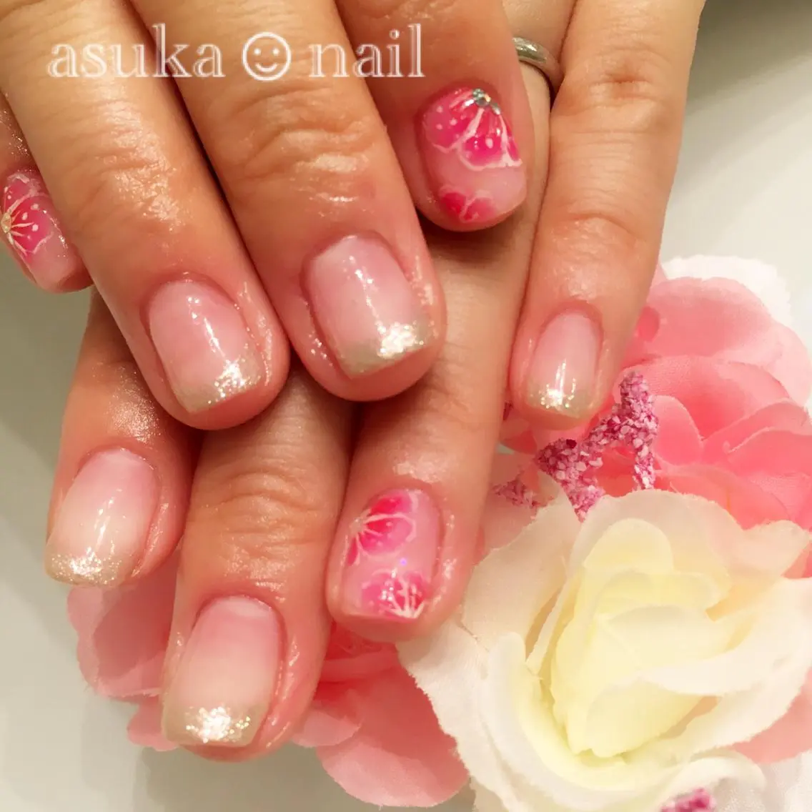 ネイル フレンチネイル La Colzaのネイルデザイン