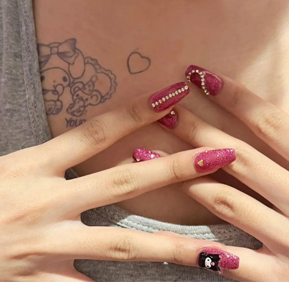 ネイル オーロラネイル フレンチネイル ジェルネイル 持ち込み パラジェル LeaLea nails.のネイルデザイン