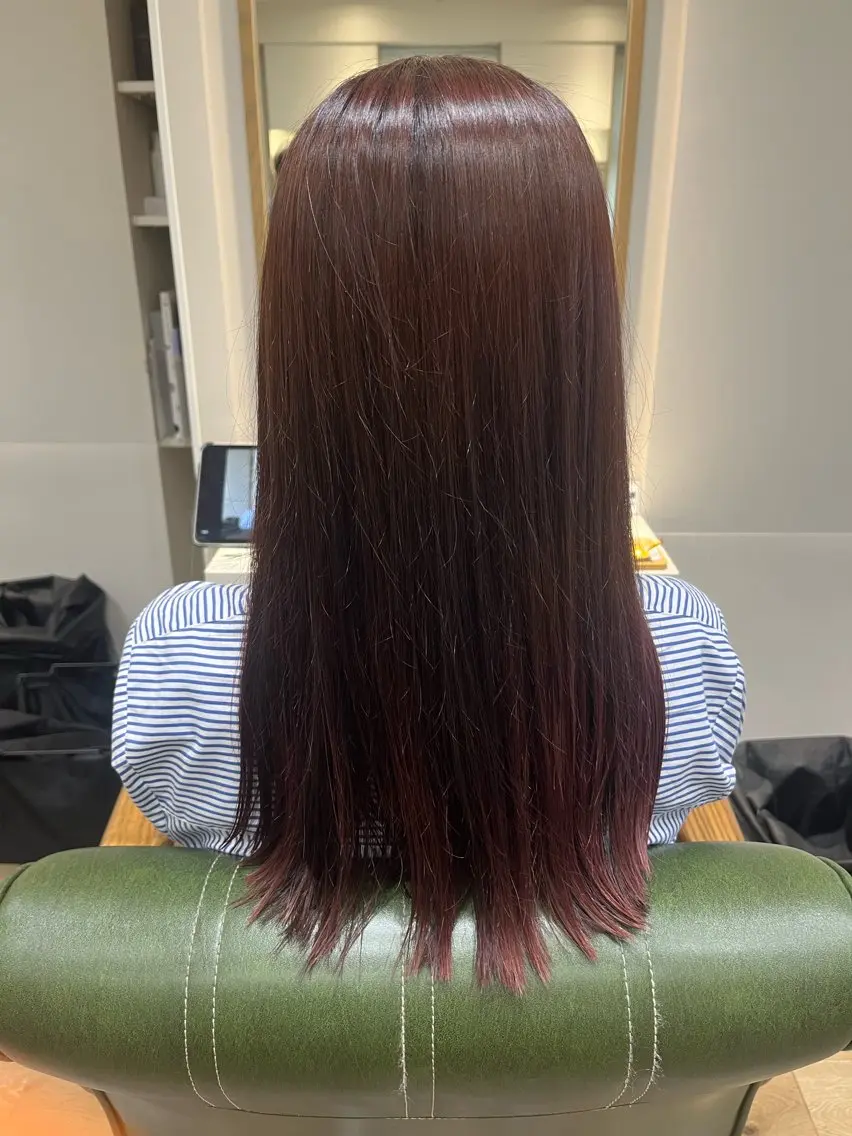ロング ピンクブラウン ロング 小鴨 美佳のヘアスタイル