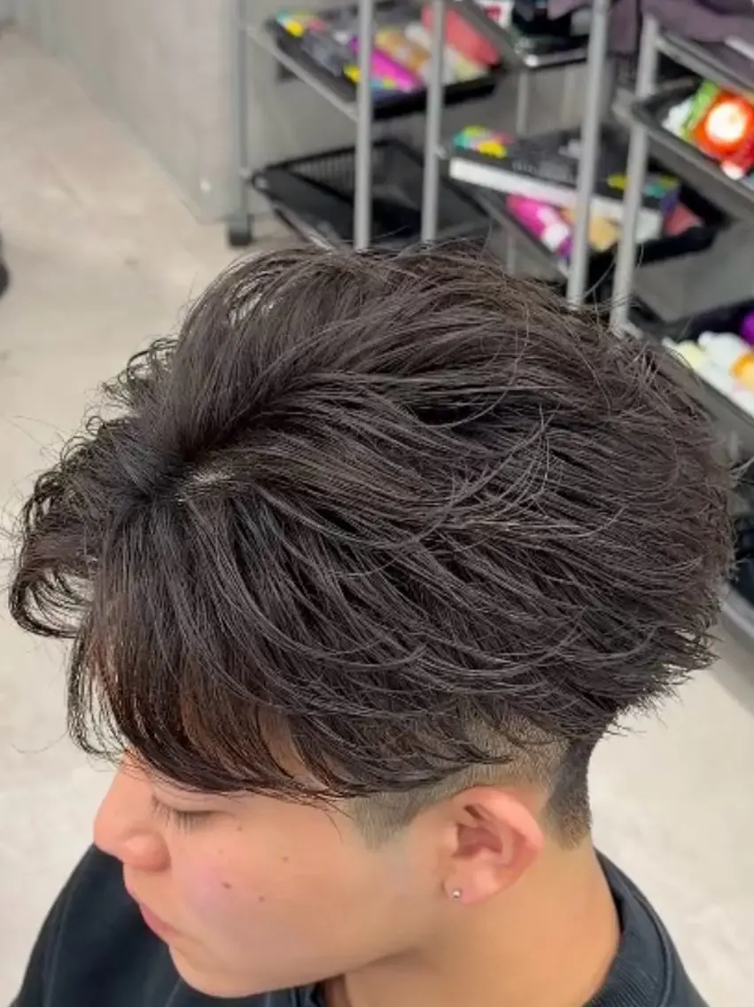 パーマ メンズ 青栁 仁也のヘアスタイル