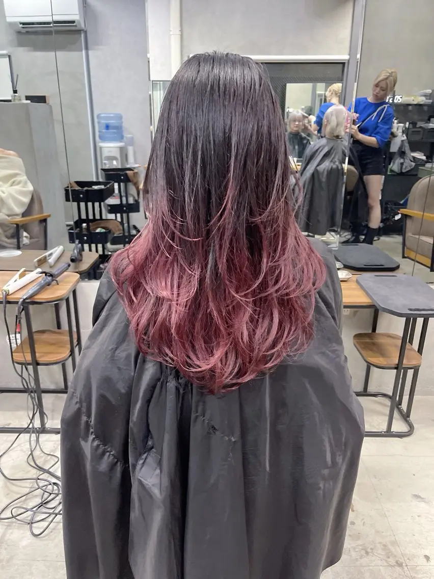 セミロング カラー グラデーションカラー レイヤーカット カット ヘアカラー トリートメント AiM 大名　似合わせカットのヘアスタイル