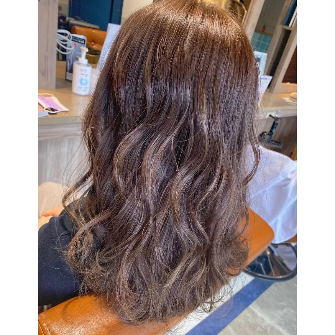 カラー カット ヘアカラー トリートメント 🩵盛れる顔周りヘア EMI🩵のヘアスタイル