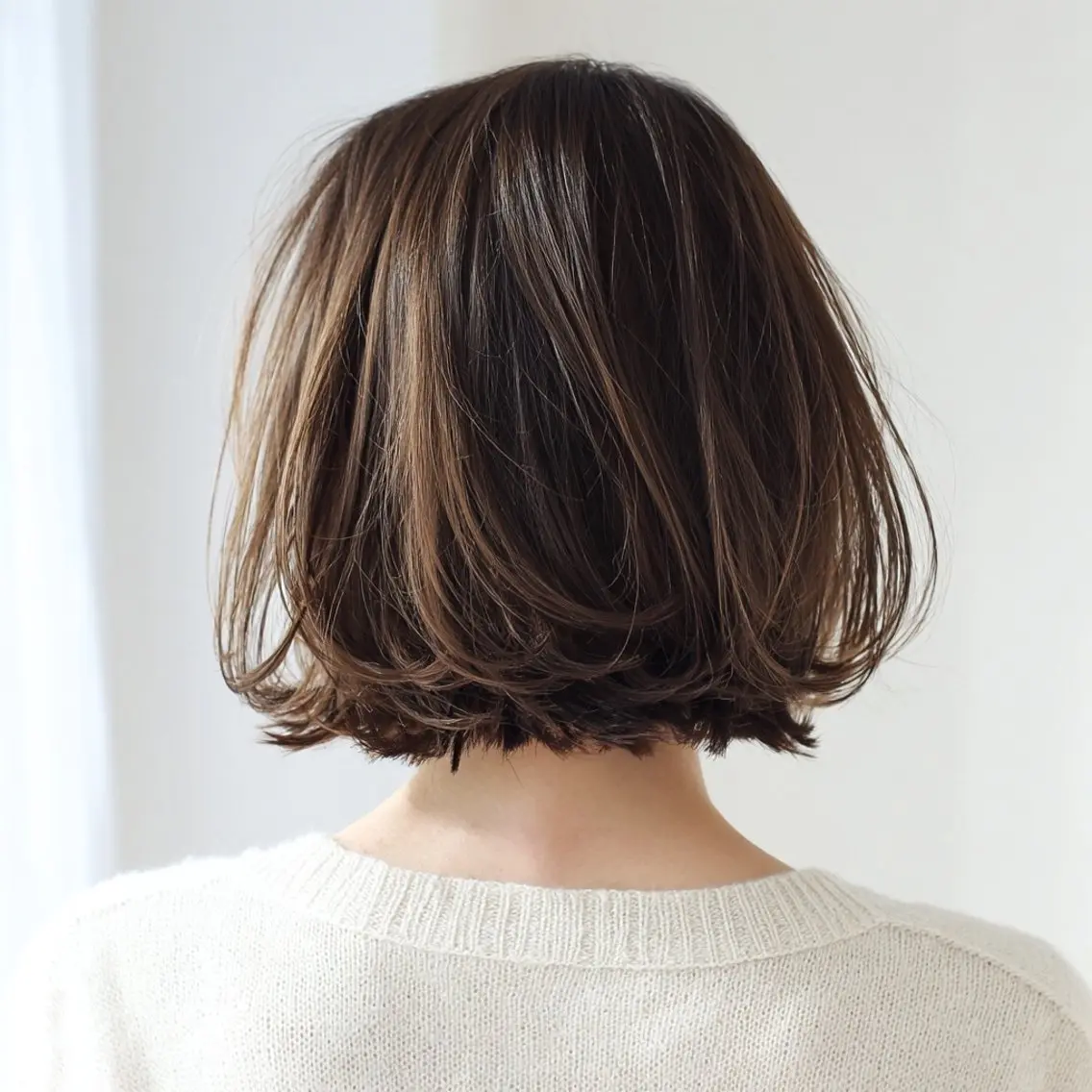 ショート ボブ 松 ハイトーン/カット✄のヘアスタイル