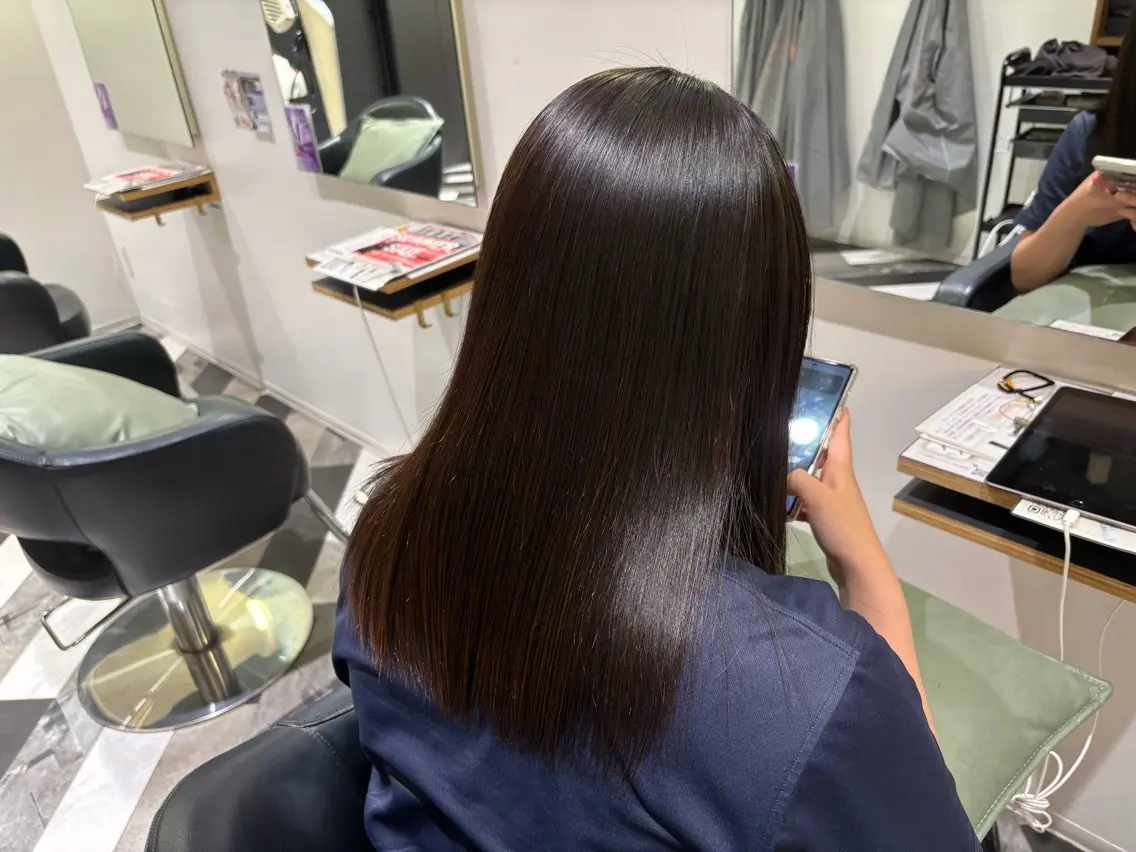 《人気メニュー⭐️》縮毛矯正ストレート➕カット➕髪質改善トリートメントの写真