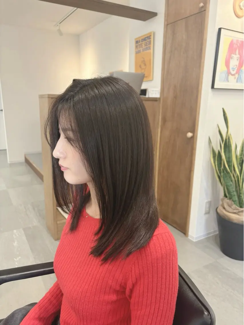 カラー conne& ririのヘアスタイル
