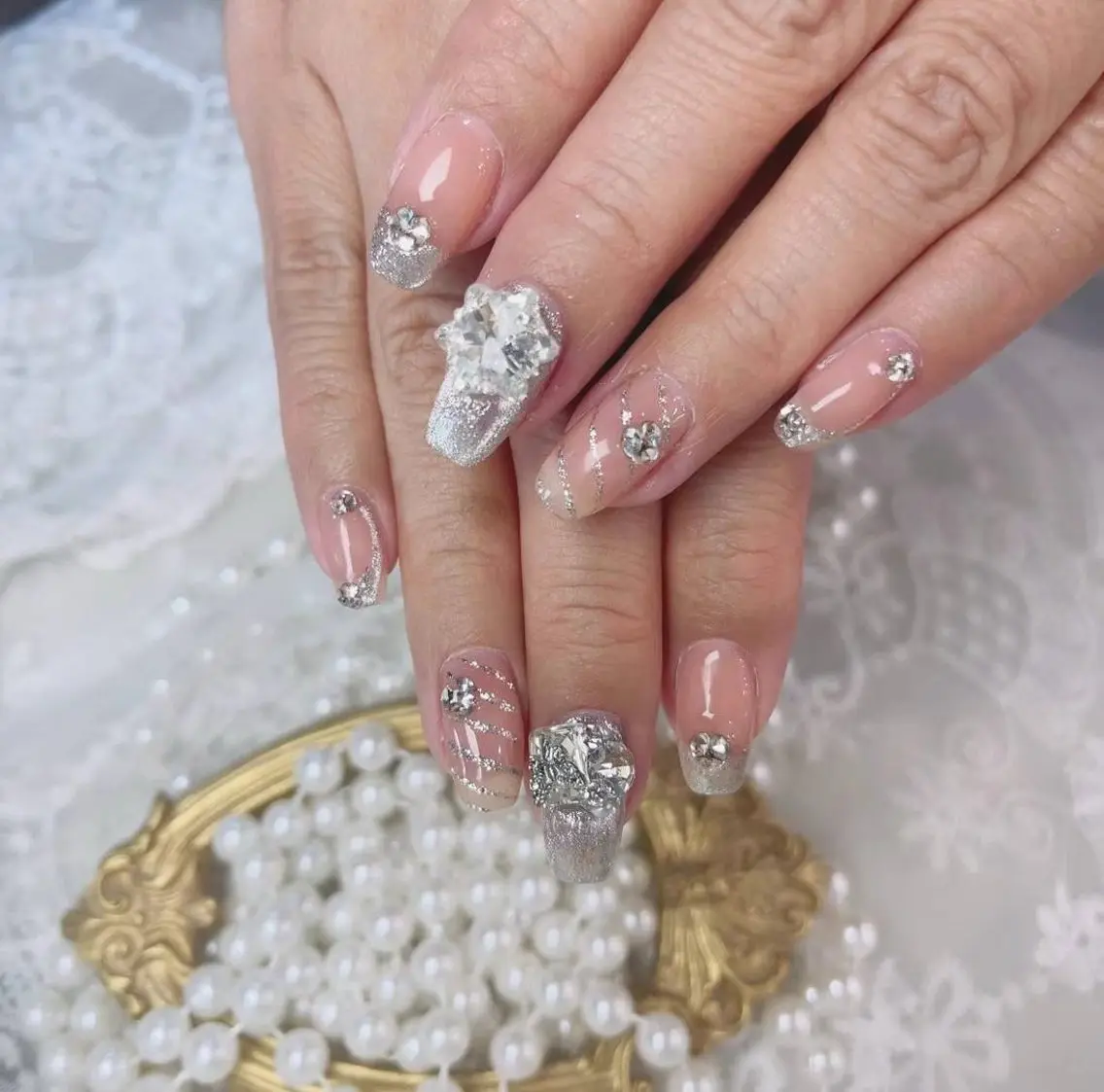 ネイル アートネイル フラワーネイル フットネイル ジェルネイル キラキラネイル Babarla Nailのネイルデザイン