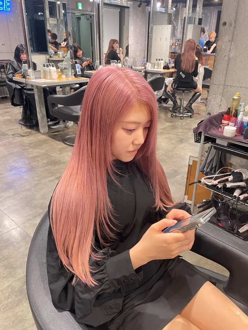 ロング カラー ヘアカラー ハイトーン 横浜💞ミオのヘアスタイル
