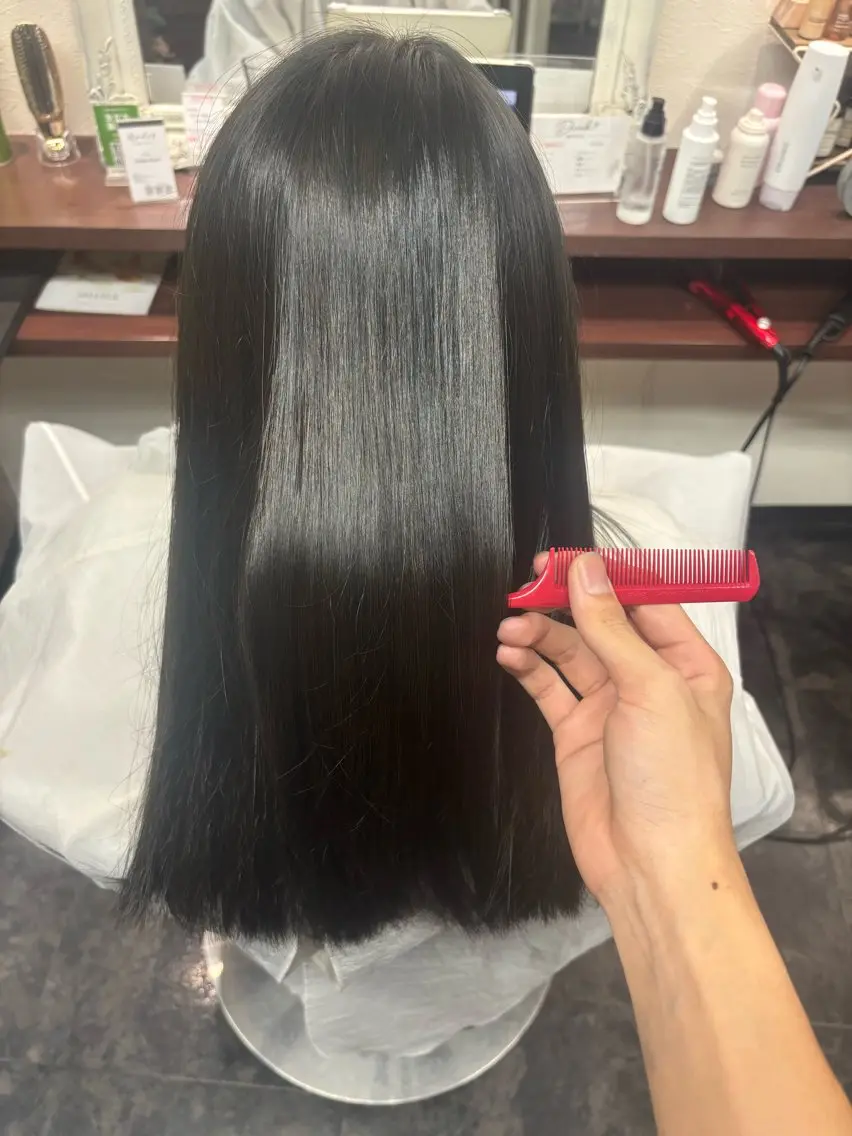 ロング カラー ブラウンカラー 透明感カラー グレージュ イルミナカラー ヘアカラー 梅野 巧成のヘアスタイル