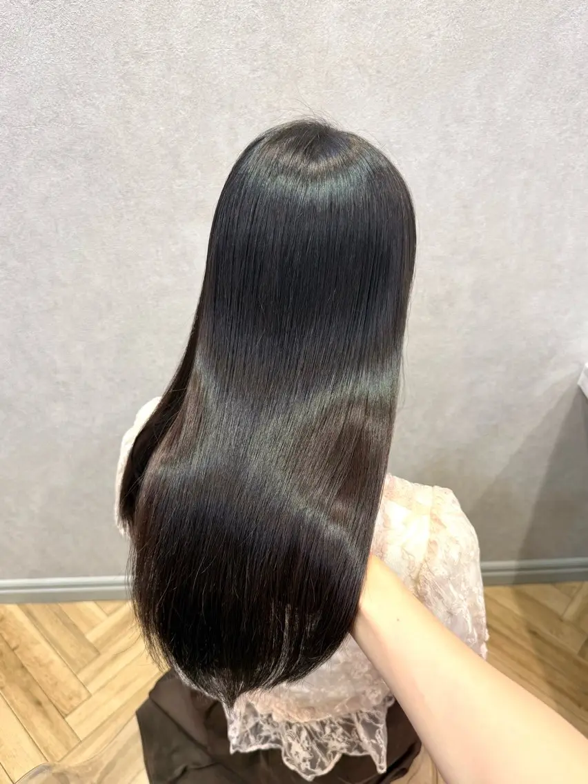 【フルメンテナンスメニュー🌙】全体カット+透明感カラー+巻ける艶髪縮毛矯正+髪質改善🩵水トリートメント❤️🩹🎶の写真