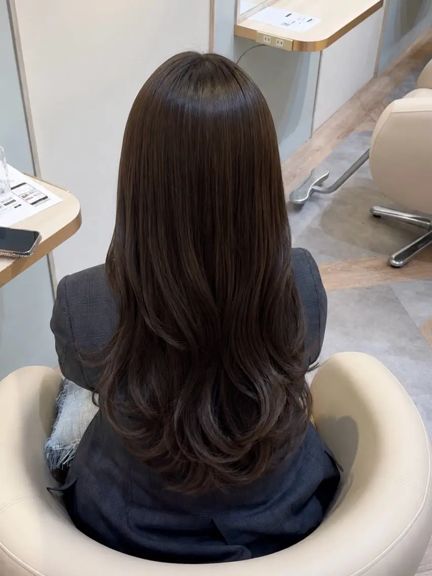 ロング カラー ヘアアレンジ グレージュ オリーブグレージュ オリーブグレー 🩰髪質改善/ 艶カラー/uta🩰のヘアスタイル