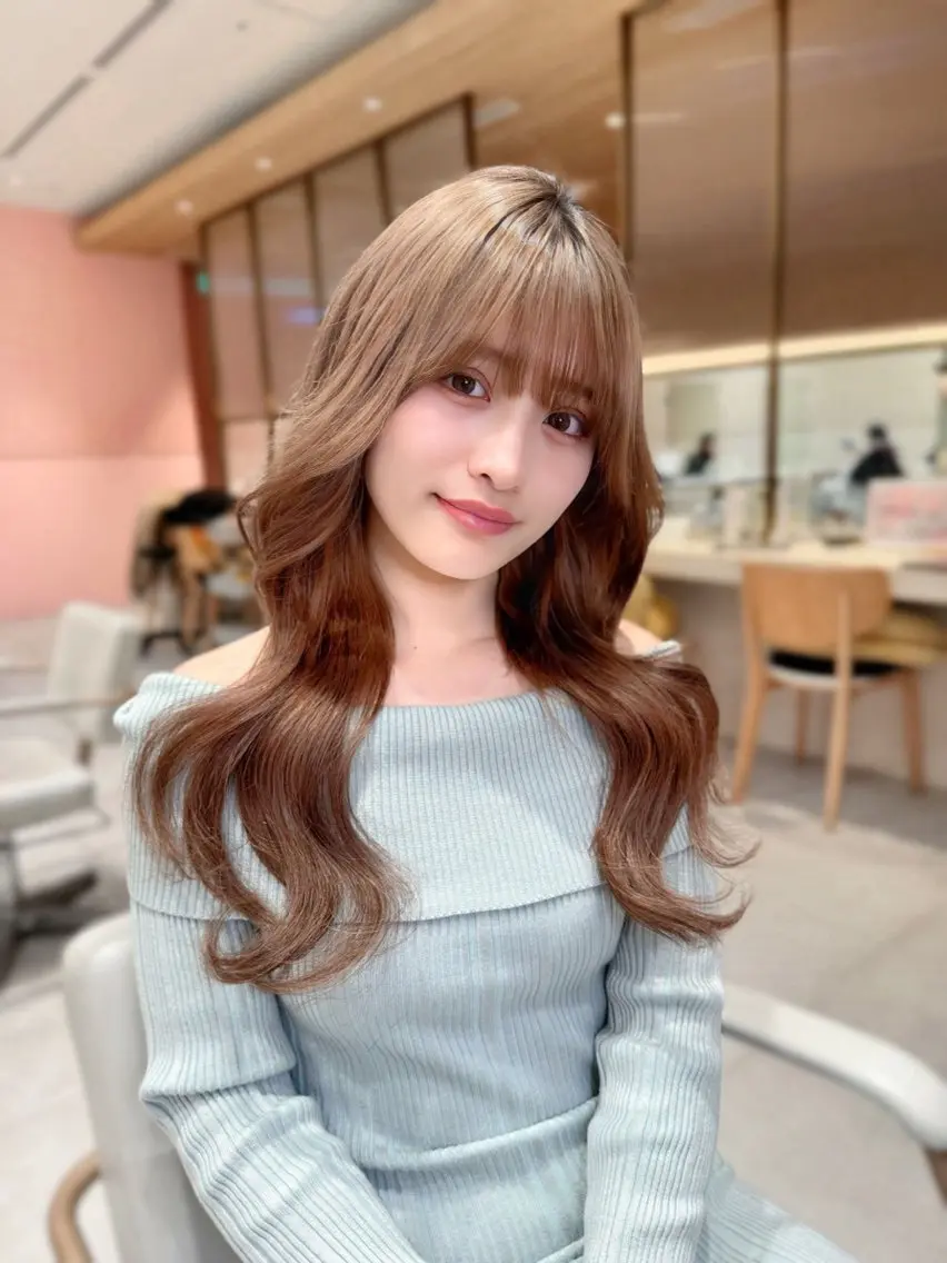 ロング カラー カット ヘアカラー トリートメント ヘッドスパ ヘアセット 韓国ヘア/レイヤー/ 顔まわり/りょーとのヘアスタイル