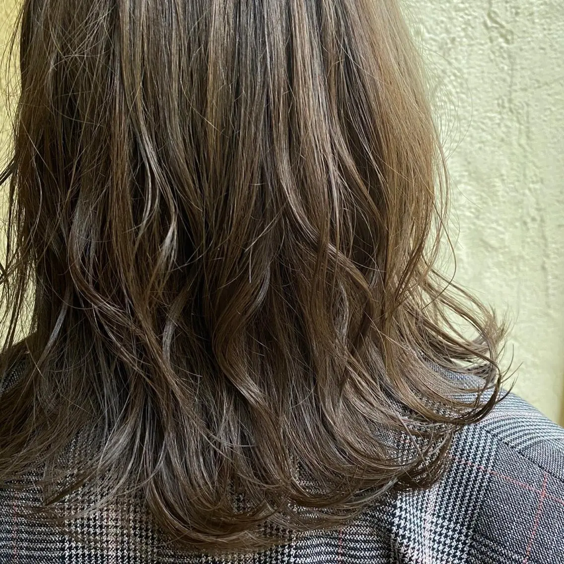 セミロング カット ヘアカラー dude hair design.のヘアスタイル