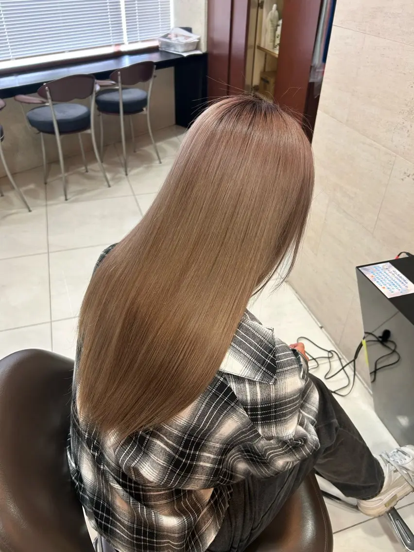 カラー ブリーチ ショートモデル募集 🐈‍⬛Mihiroのヘアスタイル
