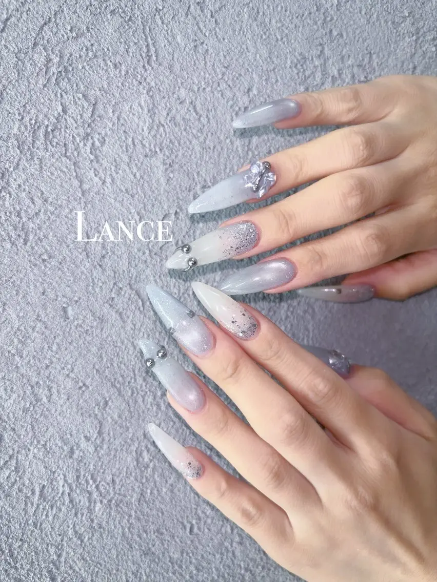 ネイル キラキラネイル 韓国ネイル ワンカラーネイル 夏ネイル ワンホンネイル ハンドネイル Lance nailのネイルデザイン