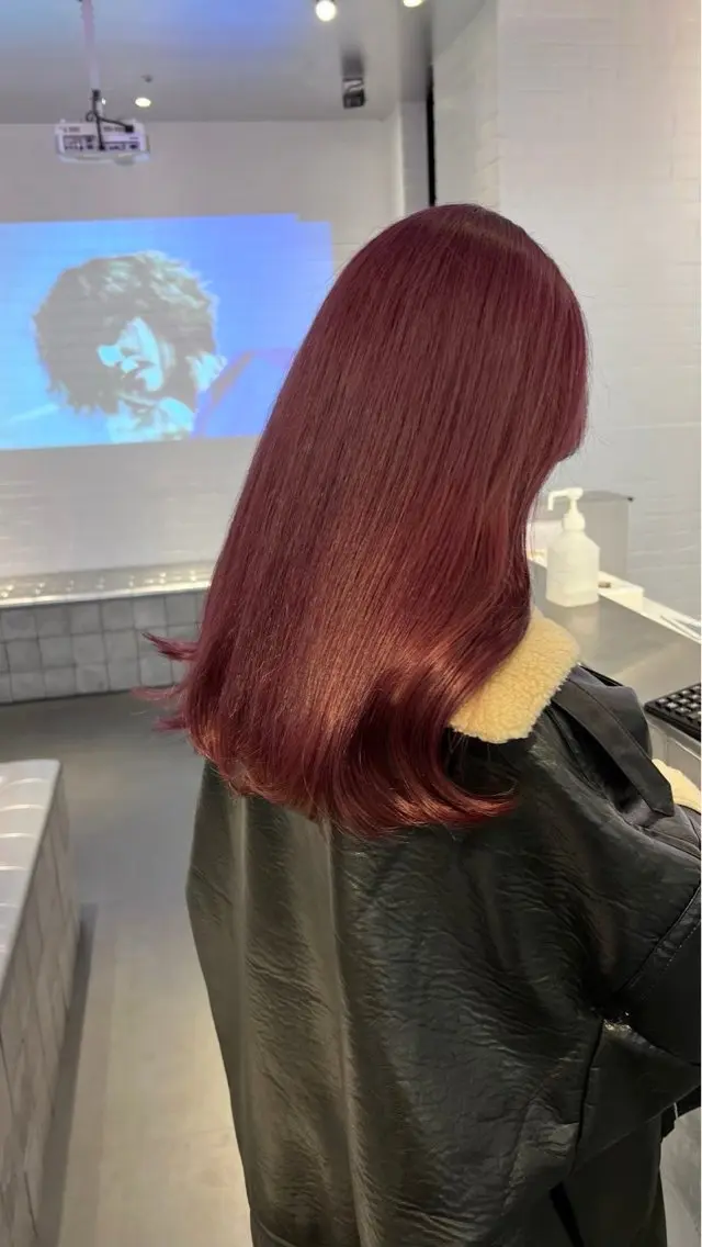 カラー ヘアカラー トリートメント 透明感カラー×艶髪 🍒Mihoのヘアスタイル