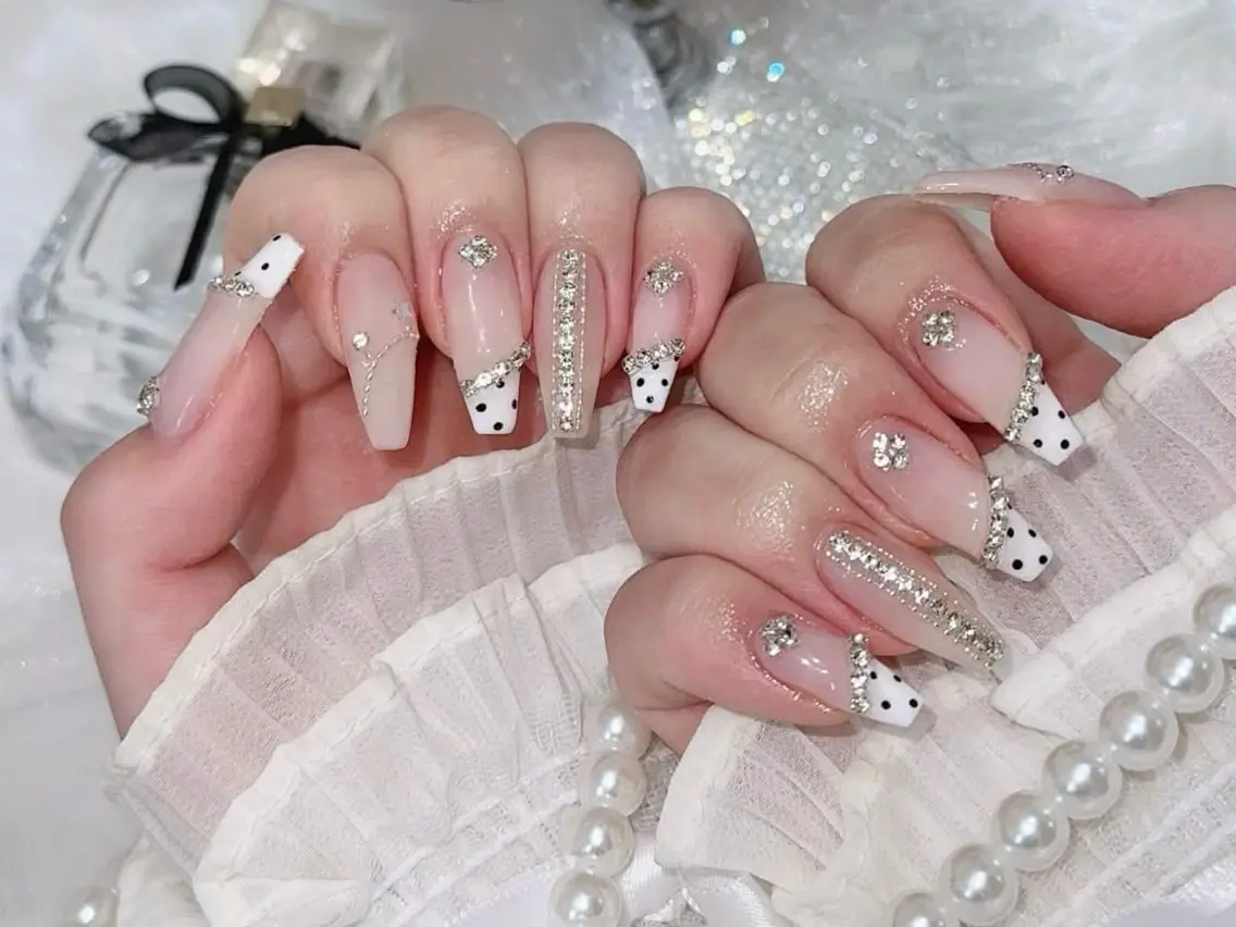 ネイル ハンドネイル hue nail1のネイルデザイン