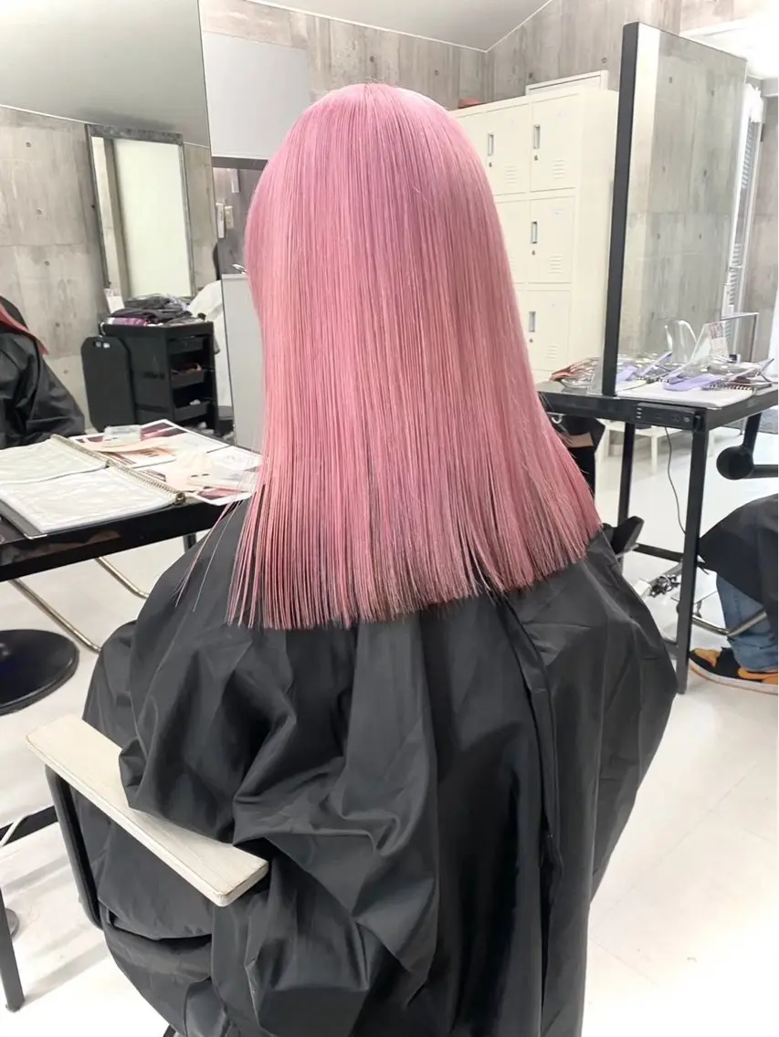 セミロング カラー ヘアアレンジ ヘアカラー 🌈【🎀ヘアデザイ ナー🎀】✨ノン✨のヘアスタイル