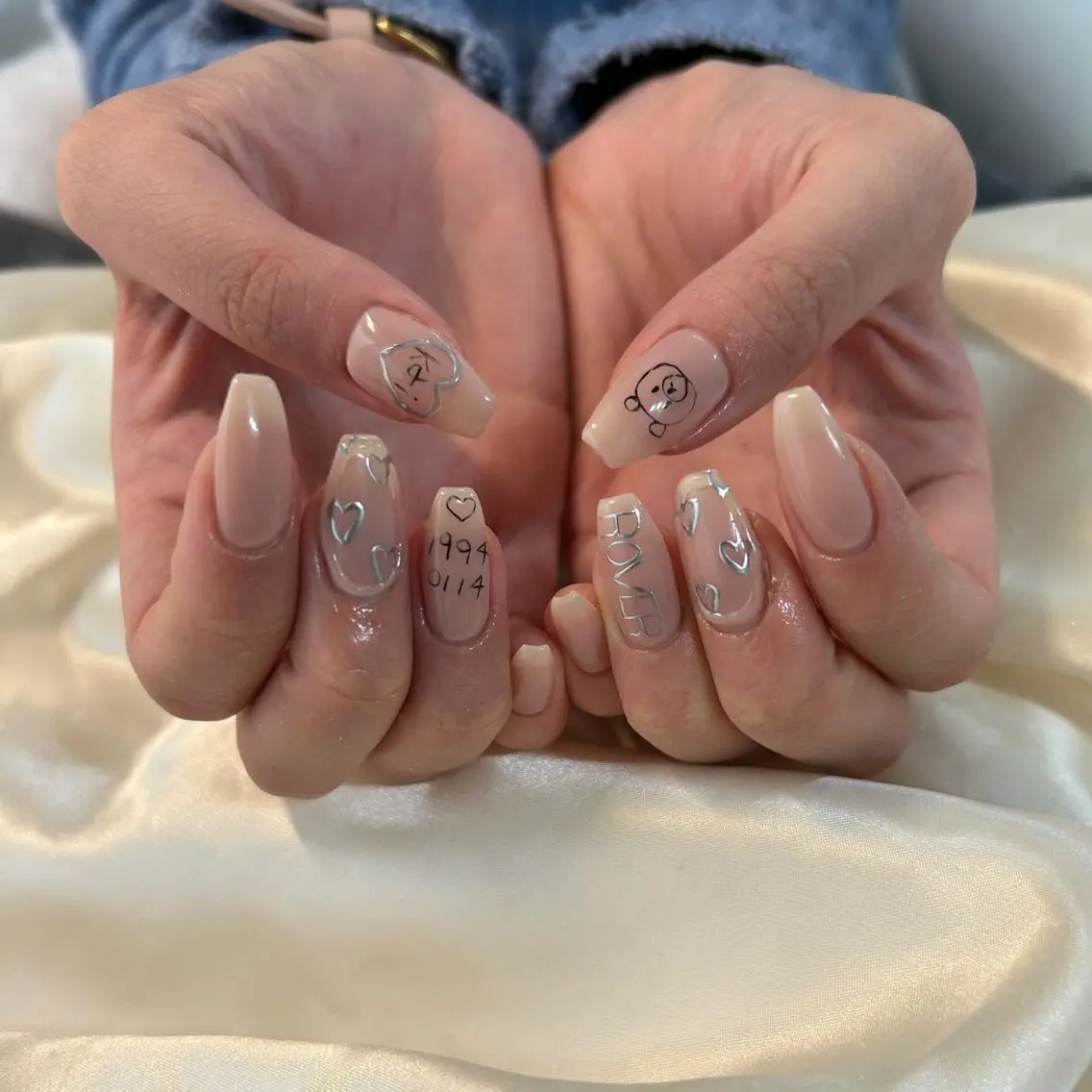 ネイル ハンドネイル ViViA momokaのネイルデザイン