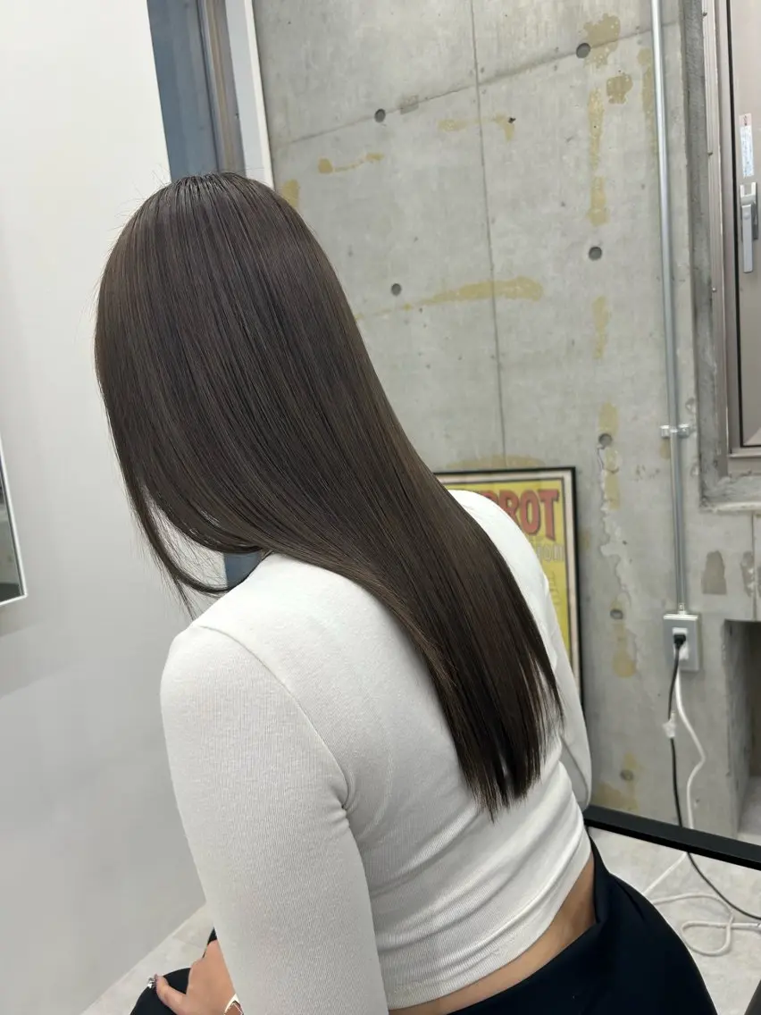 【当日限定】縮毛矯正+メンテナンスカット+ケアトリートメントの写真