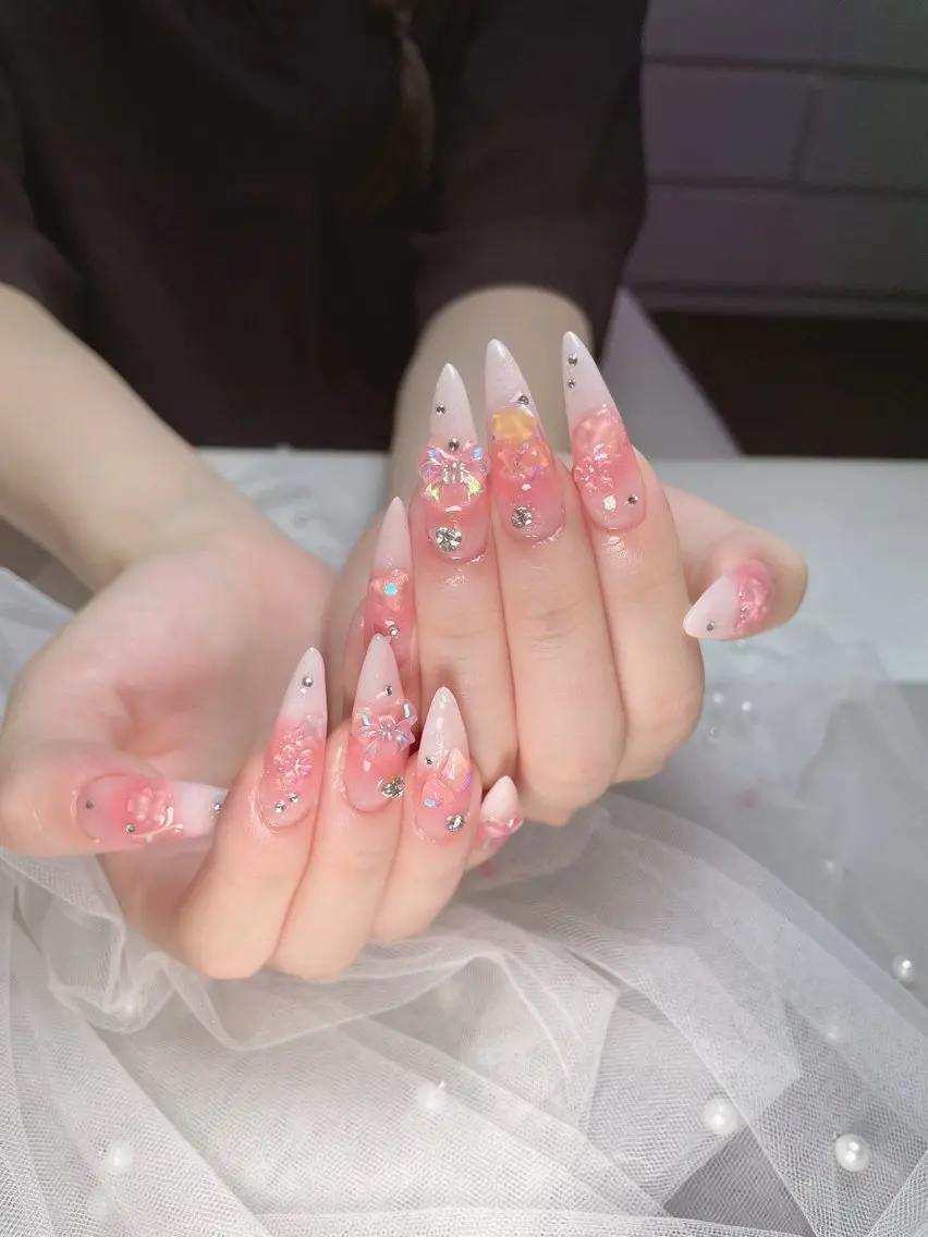 ネイル ゆみ 🌻ひまわりサロンのネイルデザイン