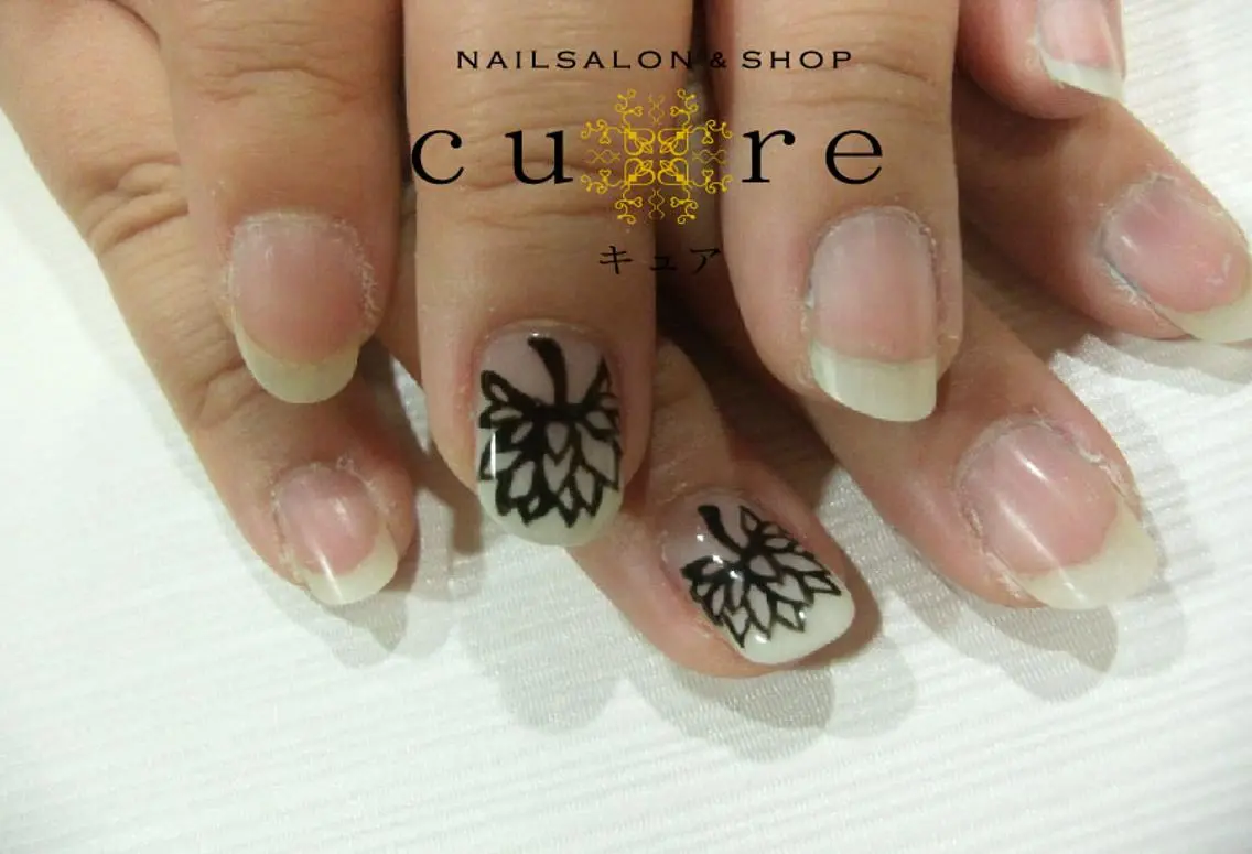 ネイル アートネイル ジェルネイル ネイルサロン Cureのネイルデザイン