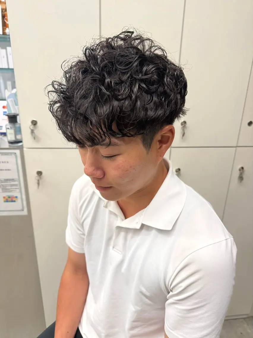 パーマ メンズ カット パーマ SLOW🫧 ルナ🫧のヘアスタイル