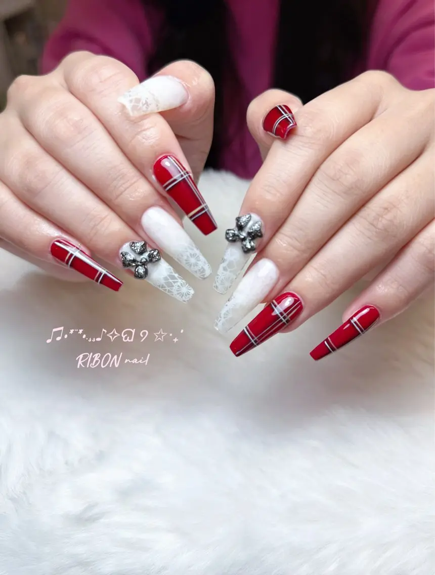 ネイル アートネイル 成人式 長さ出し キラキラネイル ロングネイル RIBON nail 高田馬場のネイルデザイン