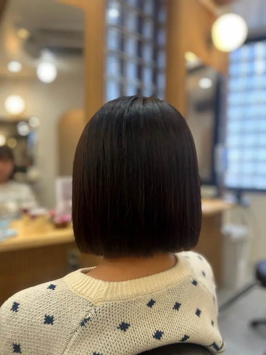 ミディアム 切りっぱなしボブ ボブ カット トリートメント SHIAN八王子店 🧸あずみ🧸のヘアスタイル