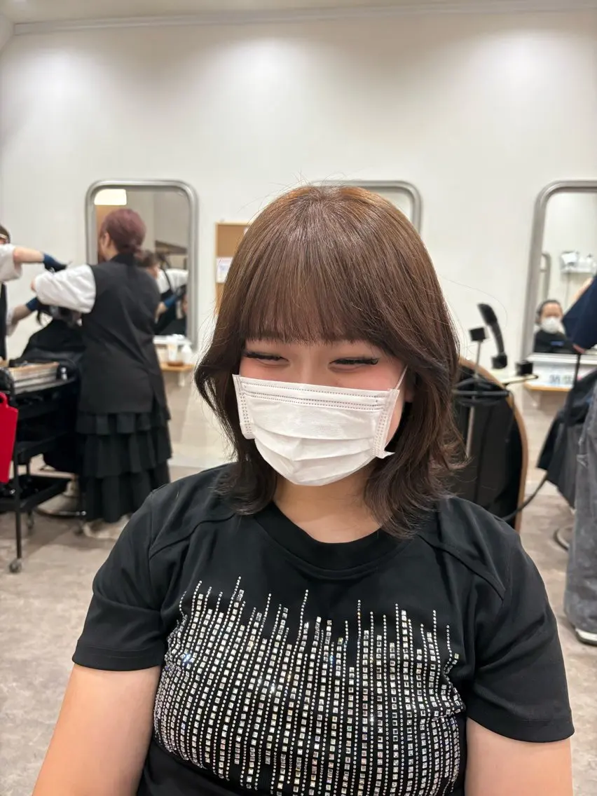 ミディアム カラー カット ヘアカラー トリートメント 艶髪🥣透明感カラー 🫧前田奈津実のヘアスタイル