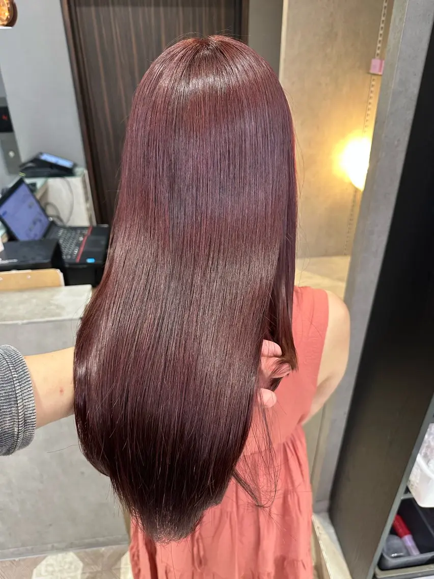 ミディアム カラー ベージュカラー ブリーチ ケアブリーチ 透明感カラー グレージュ カット ヘアカラー トリートメント 天神暖色カラー レイヤー・髪質改善のヘアスタイル