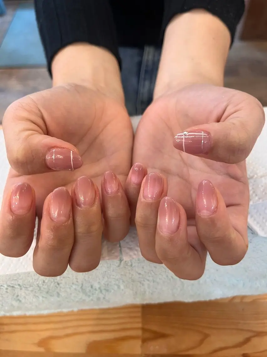 ネイル シンプルネイル nailAlaia 妙典店 アイリのネイルデザイン