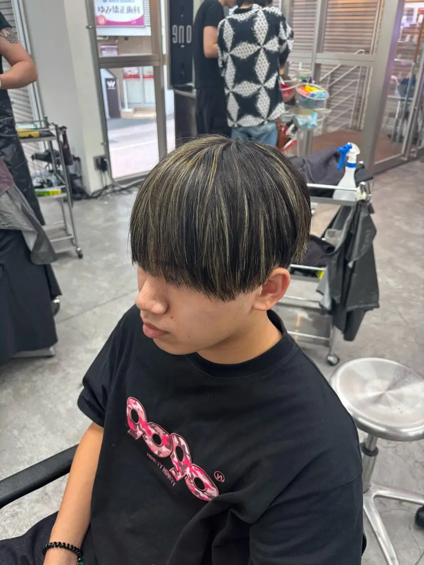メンズ カット 縮毛矯正 メンズ特化✨️ 韓国風パーマ🔥一八のヘアスタイル