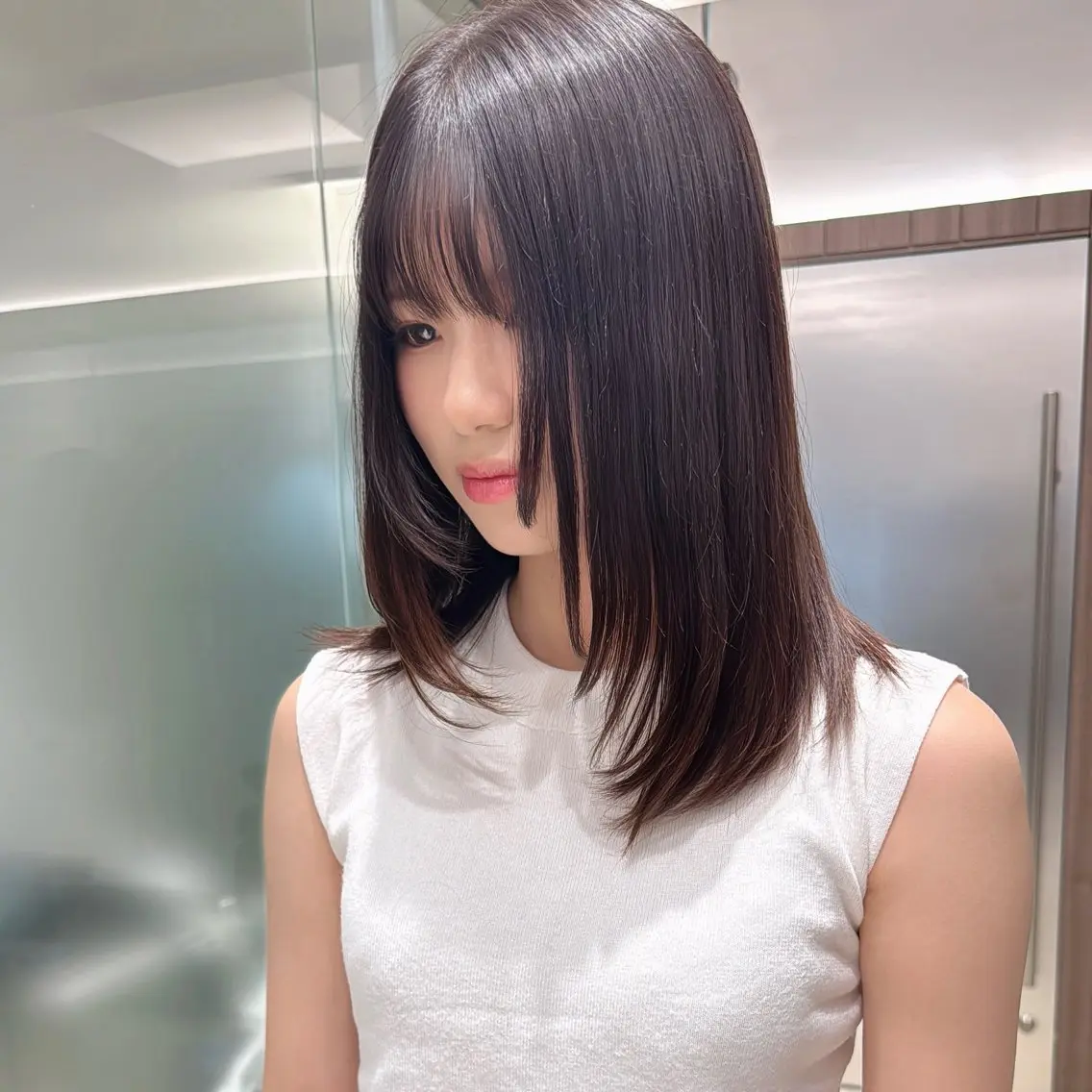 ミディアム カラー 癖毛救済✂️ボブ /髪質改善ストレートのヘアスタイル