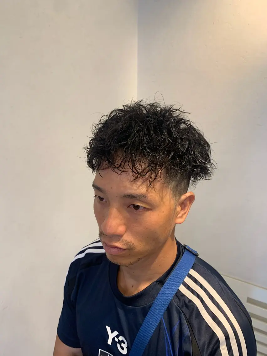 パーマ メンズ メンズパーマ メンズツイストパーマ ツイストパーマ カット パーマ Cecil hair 西川 翔馬のヘアスタイル