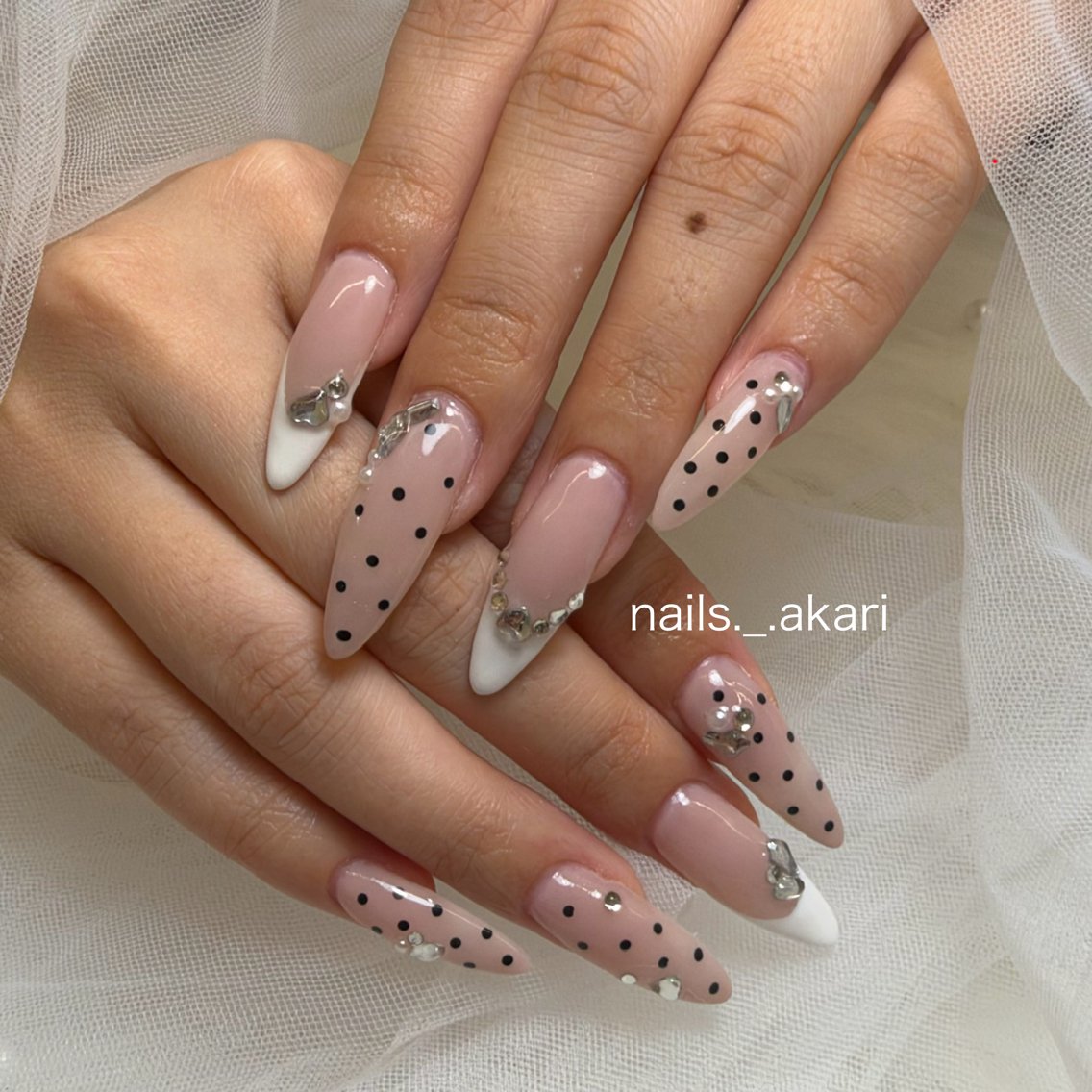ネイル ハンドネイル akari🎀 naill|堺筋本町のネイルデザイン