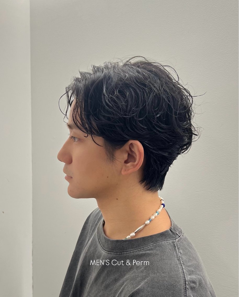パーマ メンズ chihiro" 艶髪×透明感カラーのヘアスタイル
