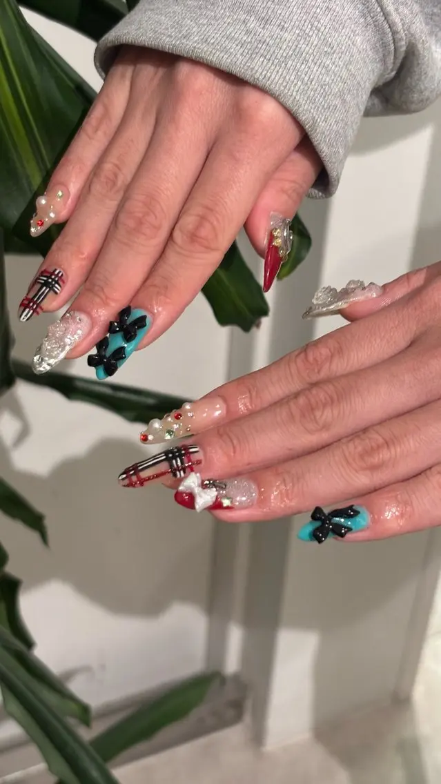 ネイル ハンドネイル 🐬Cxxu° Nail✝️のネイルデザイン