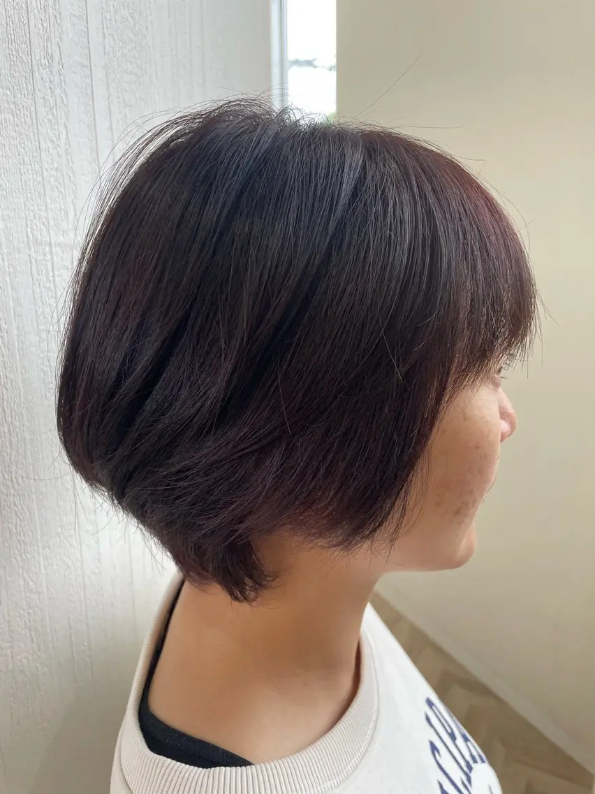 ショート カラー キッズ ブリーチ ブリーチなしカラー ピンクカラー 丸岡 成穂のヘアスタイル