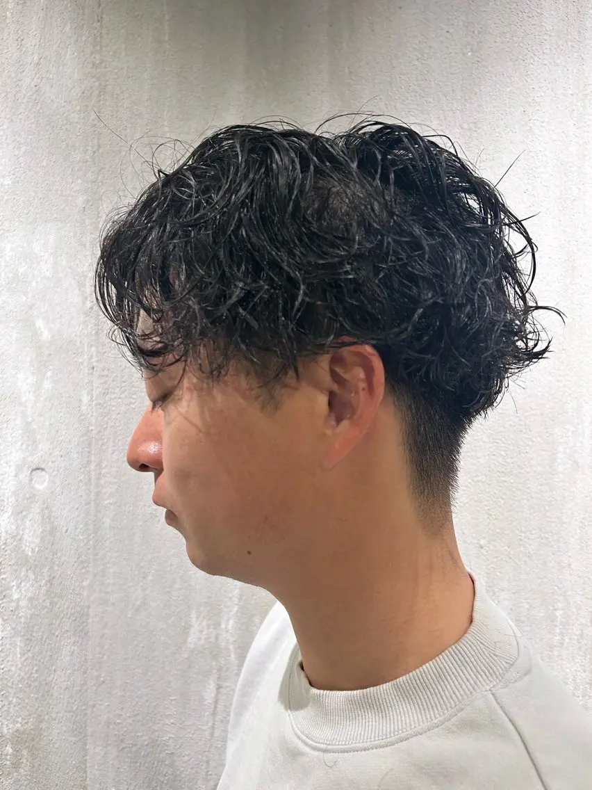 パーマ カット パーマ tote. 成瀬晃のヘアスタイル
