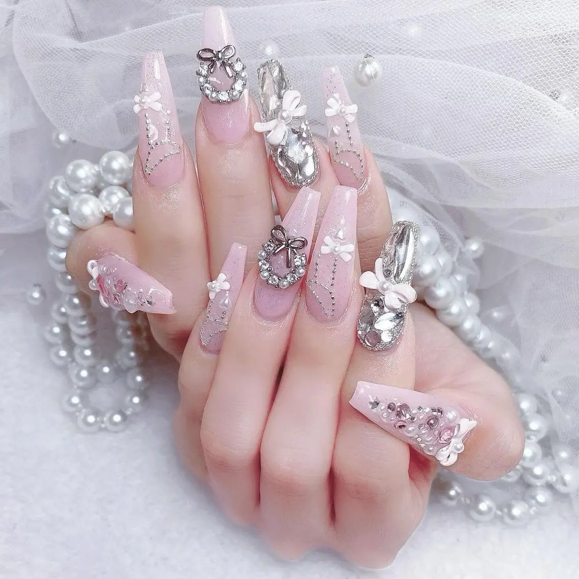 ネイル ねね🎀 Melia nailのネイルデザイン