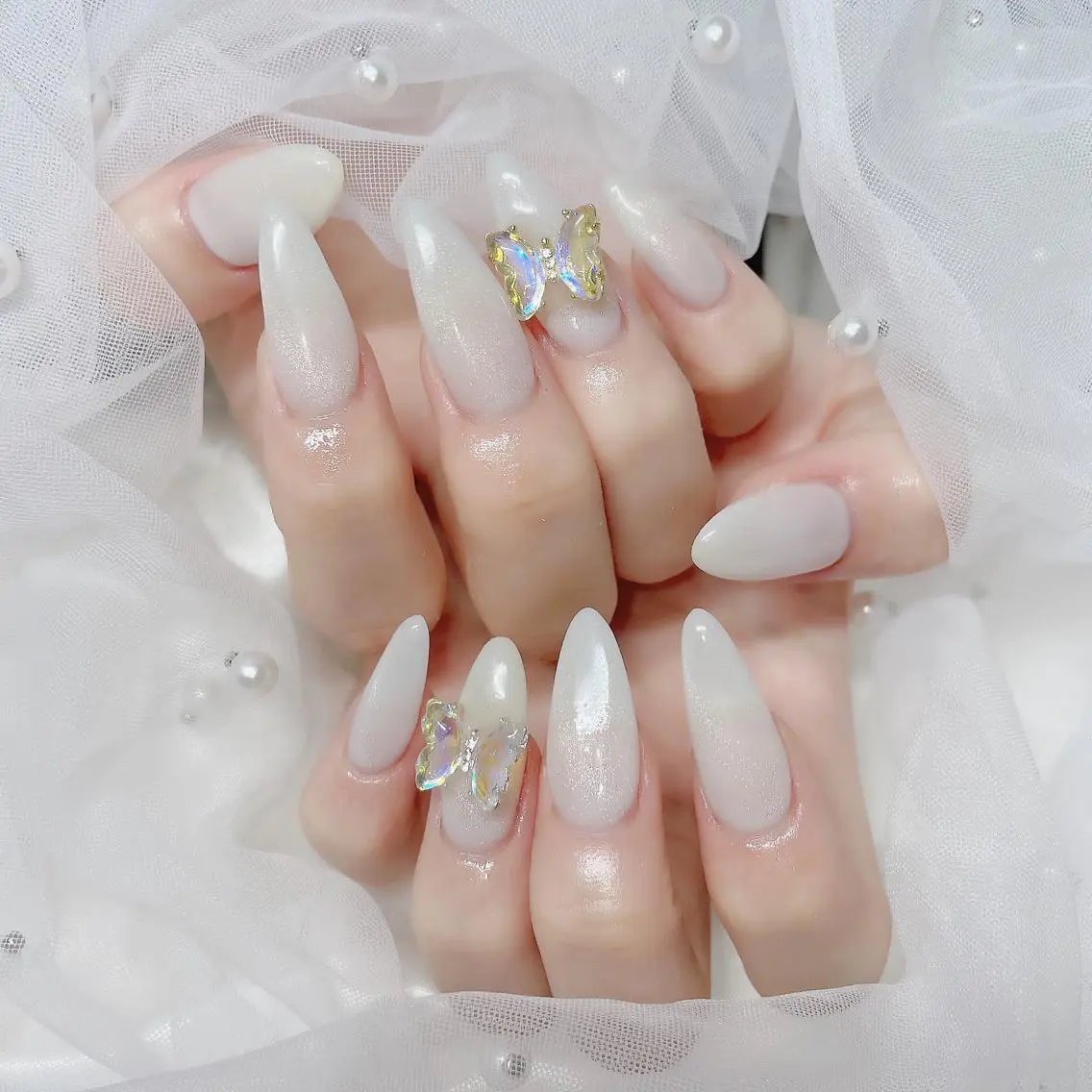 ネイル チークネイル フラッシュネイル フレンチネイル キラキラネイル 韓国ネイル ハンドネイル merci nailのネイルデザイン