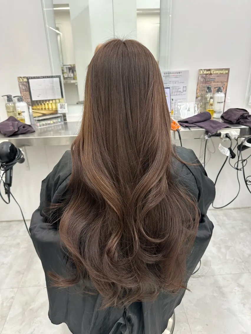 ロング ヘアカラー トリートメント 艶髪ハイトーンカラー 渋谷🎀ririkaのヘアスタイル