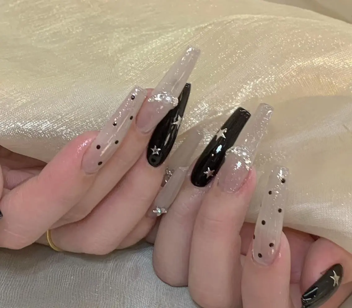 ネイル ハンドネイル Pure&Rich Nailのネイルデザイン