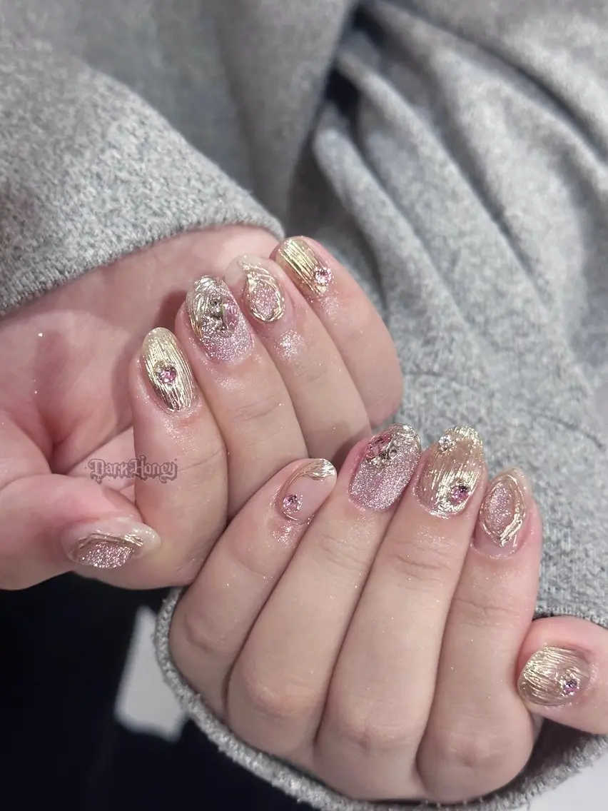 ネイル ハンドネイル Dark honey スカルプ専門原宿店のネイルデザイン