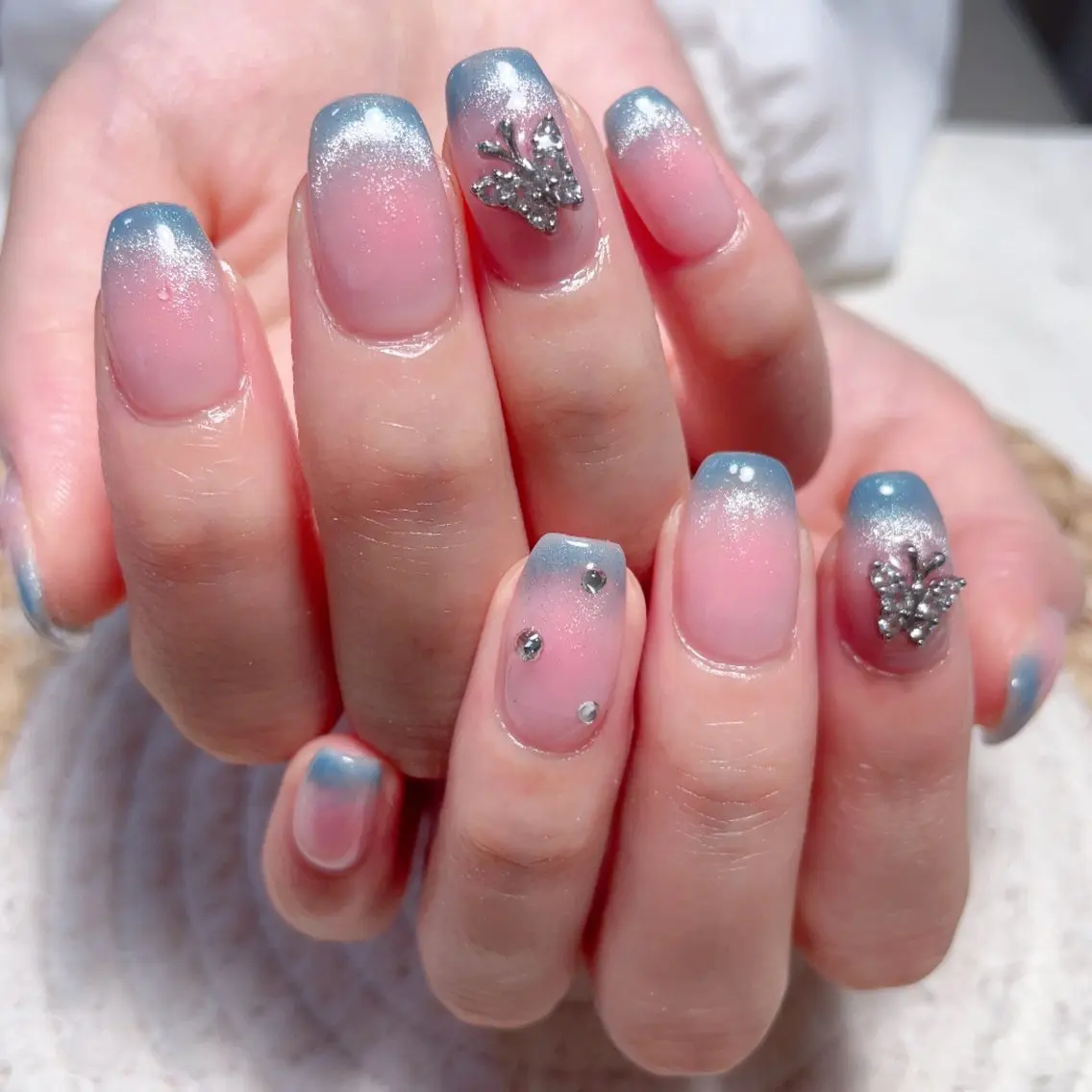ネイル ハンドネイル 🎀M nails✨ ビューティーのネイルデザイン