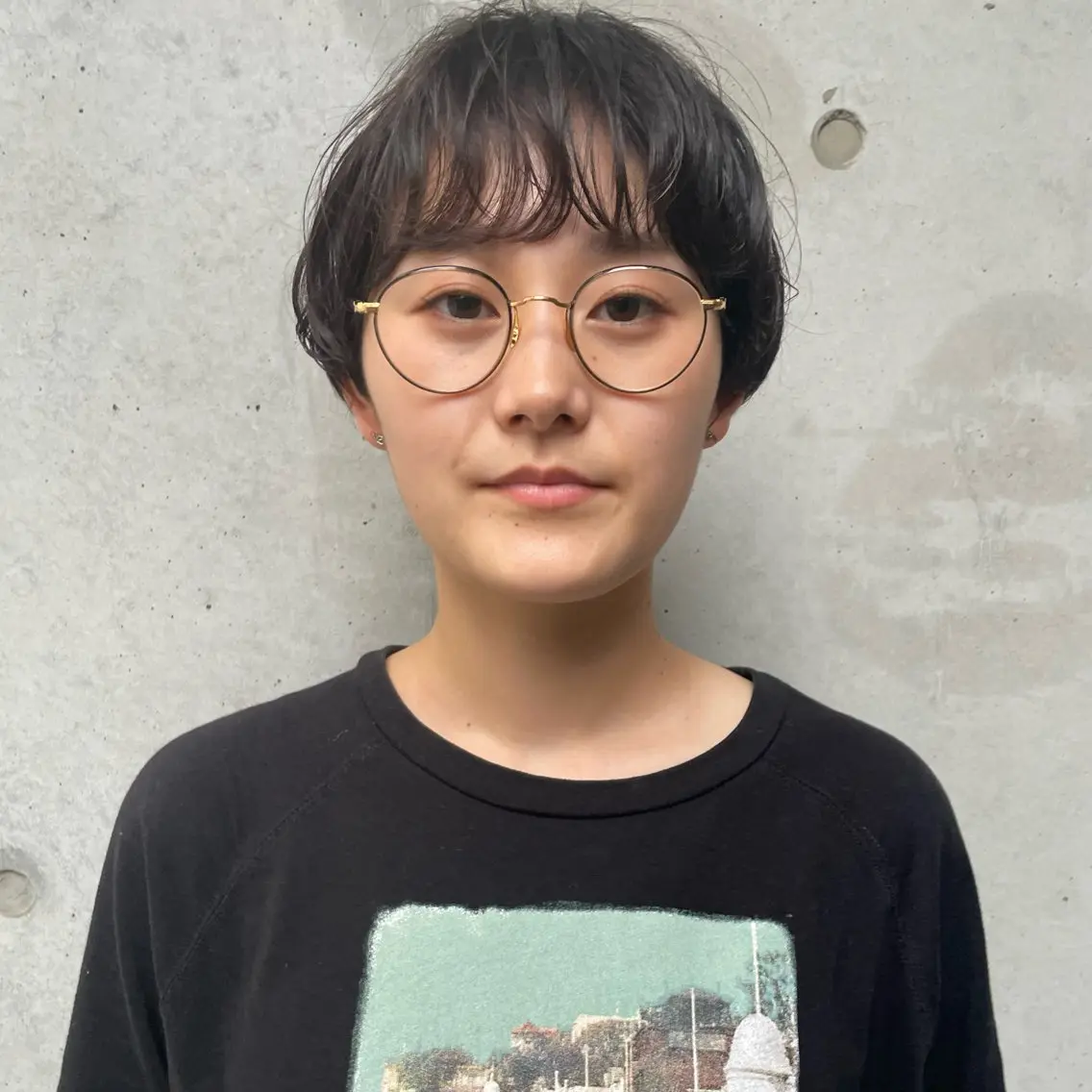 ショート パーマ ホリケ アオイのヘアスタイル