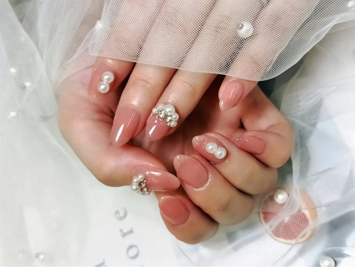 ネイル ワンカラーネイル RUBYネイルサロン 9Caratsのネイルデザイン
