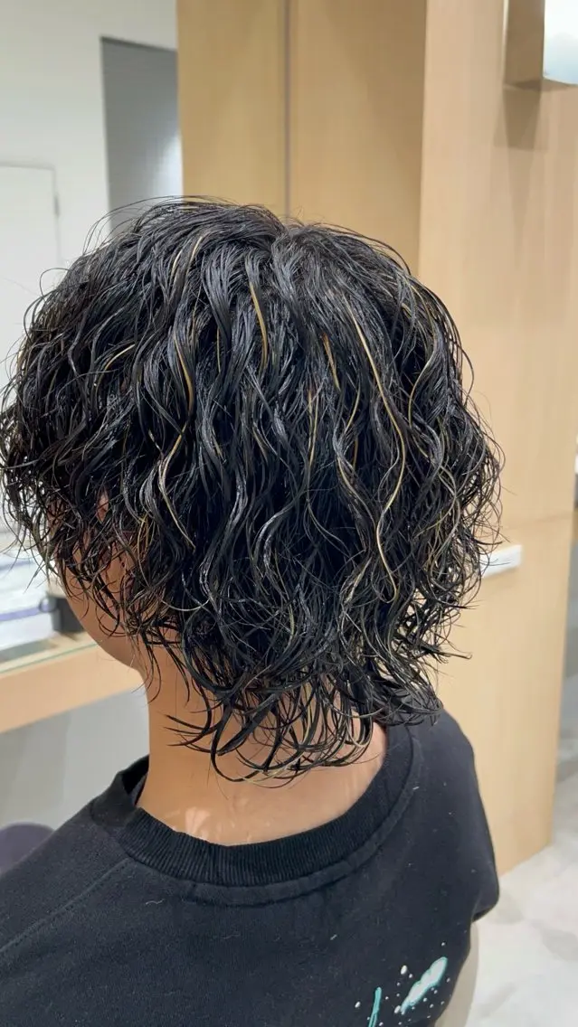 【メンズ限定メニュー】メンズカット+ツイストorスパイラルパーマの写真