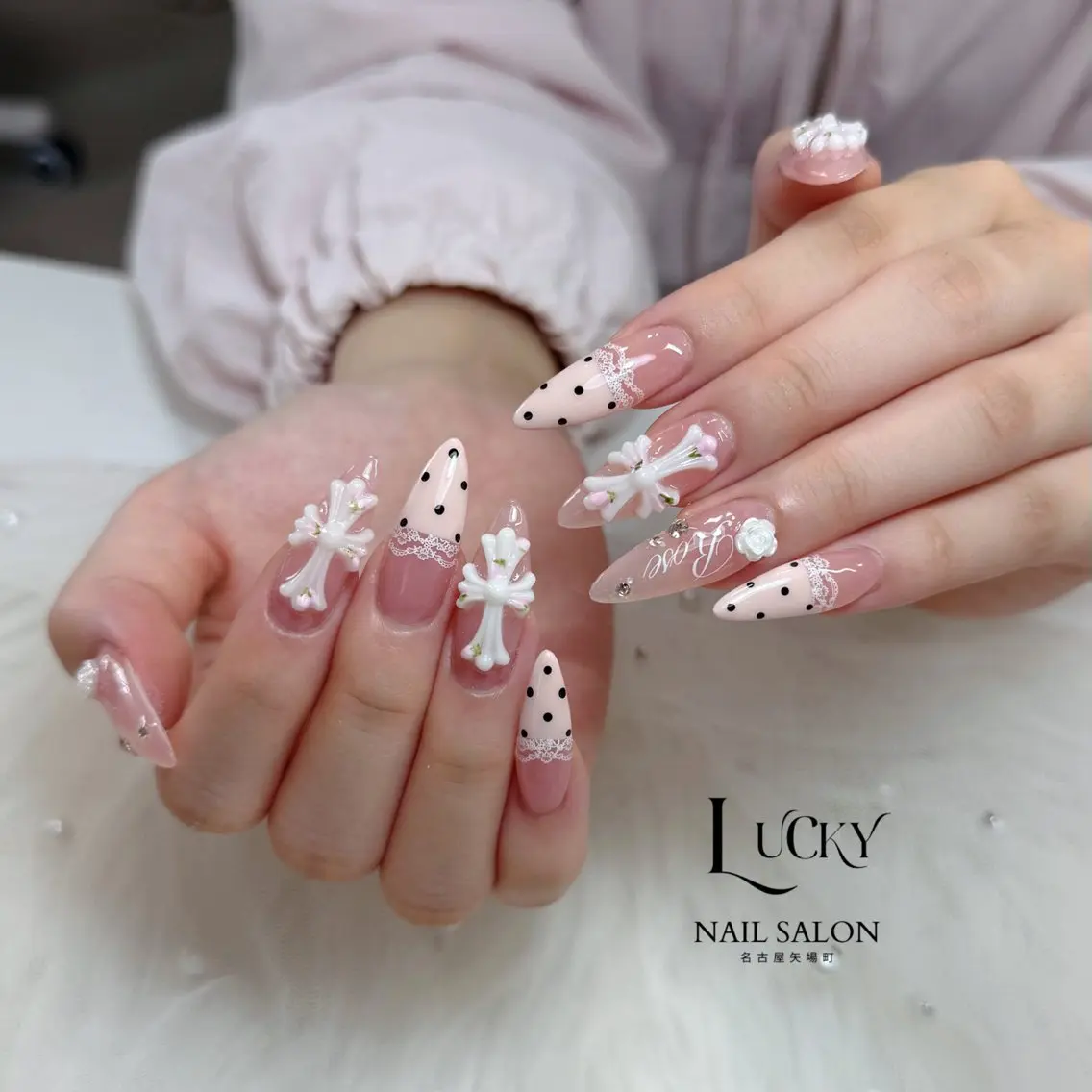 ネイル ハンドネイル Lucky Nail Salonのネイルデザイン