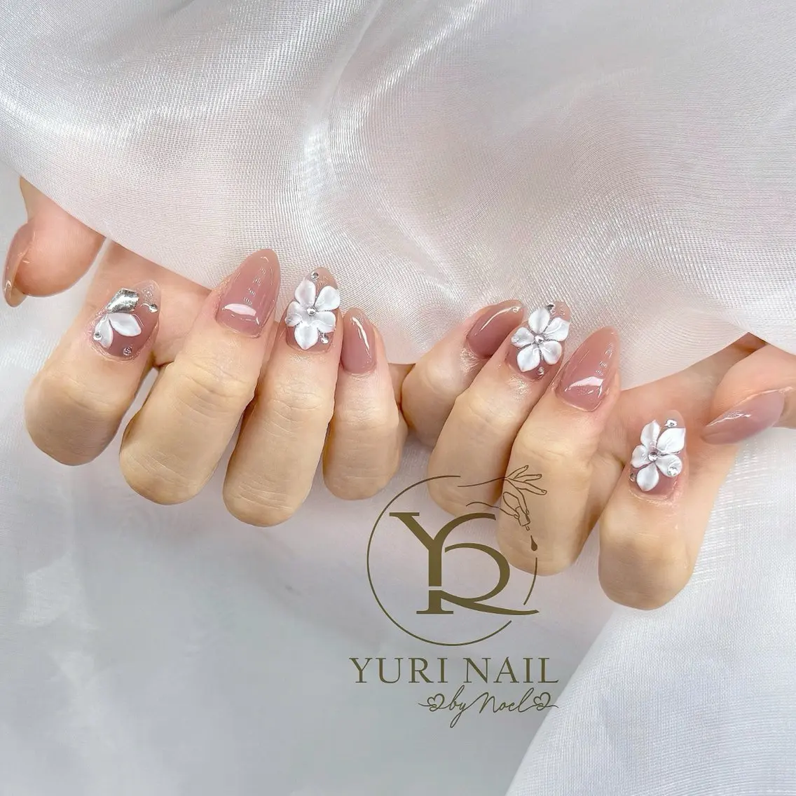 ネイル チークネイル フットネイル フレンチネイル グラデーション キラキラネイル ハンドネイル フットネイル ハンドケア YURI Nail Funabashiのネイルデザイン